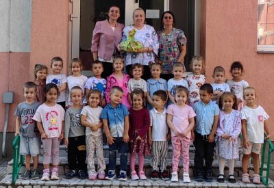 Успешна учебна година! 19